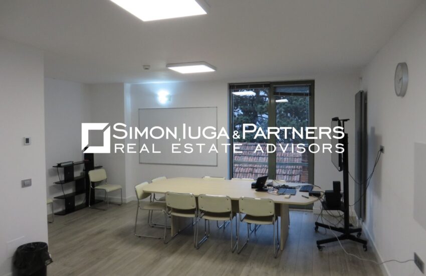 9d3d69bfe01a440f91cb0bb3d6a631ef 1